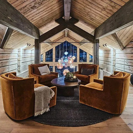 Дом отдыха Luxury With Views