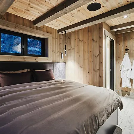 Luxury With Views Странда