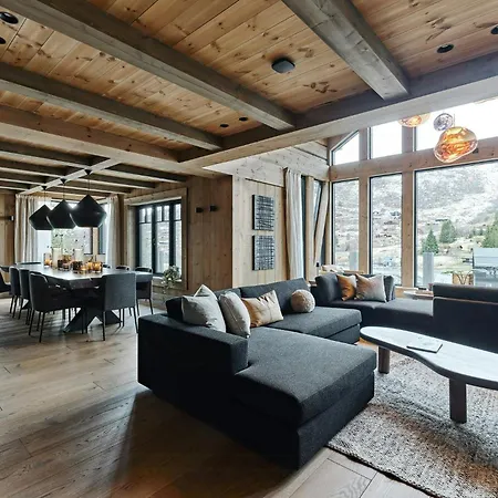 Luxury With Views Stranda